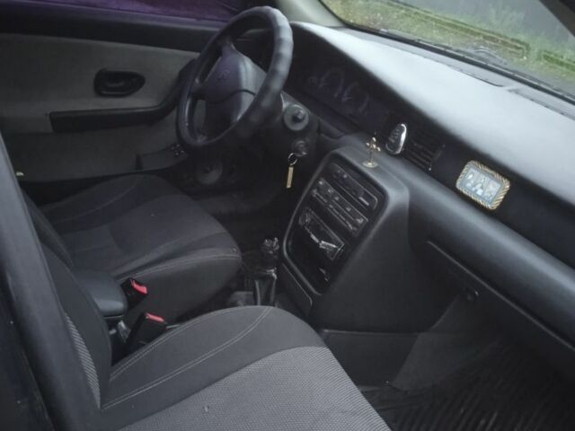 Черный Саманд ЕЛ, объемом двигателя 1.8 л и пробегом 247 тыс. км за 2000 $, фото 4 на Automoto.ua