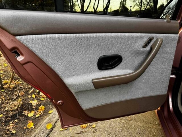 Червоний Саманд LX, об'ємом двигуна 1.8 л та пробігом 105 тис. км за 4190 $, фото 18 на Automoto.ua