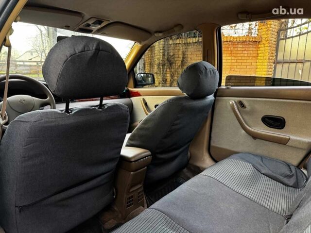 Красный Саманд ЛХ, объемом двигателя 1.8 л и пробегом 105 тыс. км за 4190 $, фото 19 на Automoto.ua