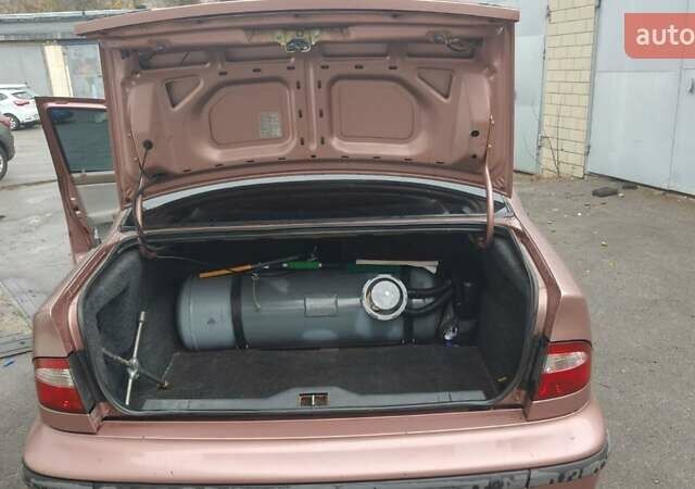 Червоний Саманд LX, об'ємом двигуна 1.76 л та пробігом 105 тис. км за 4000 $, фото 7 на Automoto.ua