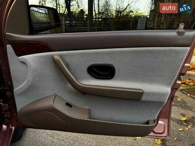 Червоний Саманд LX, об'ємом двигуна 1.8 л та пробігом 105 тис. км за 4190 $, фото 23 на Automoto.ua
