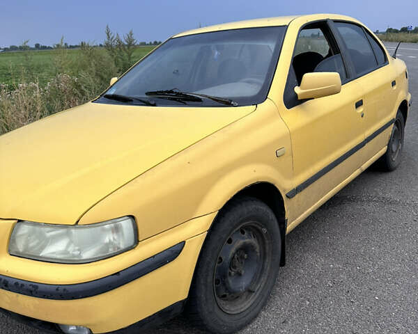 Желтый Саманд ЛХ, объемом двигателя 1.76 л и пробегом 345 тыс. км за 2300 $, фото 1 на Automoto.ua