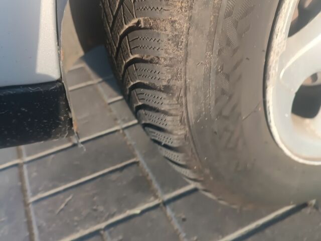 Сірий Саманд LX, об'ємом двигуна 0 л та пробігом 1 тис. км за 2000 $, фото 6 на Automoto.ua