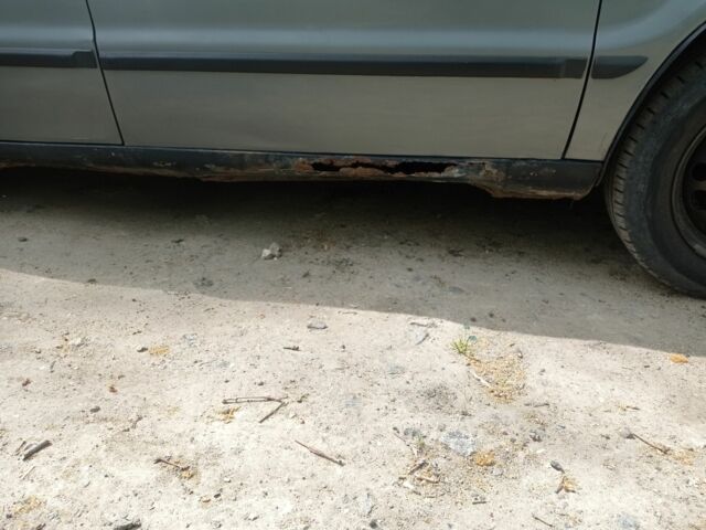 Серый Саманд ЛХ, объемом двигателя 1.8 л и пробегом 400 тыс. км за 1500 $, фото 4 на Automoto.ua