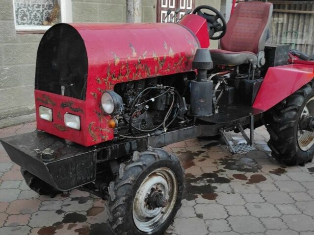 Саморобний Саморобний 2000 у Самборе на Automoto.ua Червоний Саморобний Саморобний, об'ємом двигуна 0 л та пробігом 10 тис. км за 3200 $, фото 2 на Automoto.ua