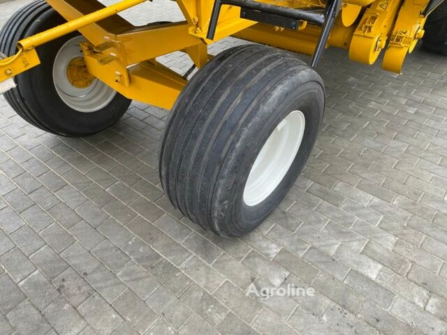 Бежевий Сампо 680, об'ємом двигуна 0 л та пробігом 0 тис. км за 19166 $, фото 11 на Automoto.ua