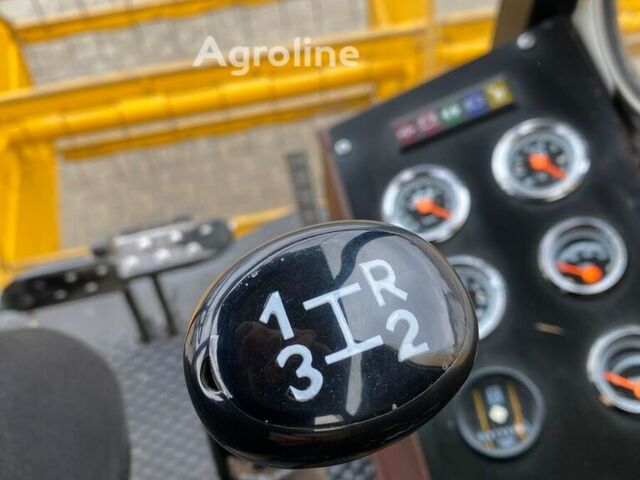 Бежевий Сампо 680, об'ємом двигуна 0 л та пробігом 0 тис. км за 19154 $, фото 18 на Automoto.ua