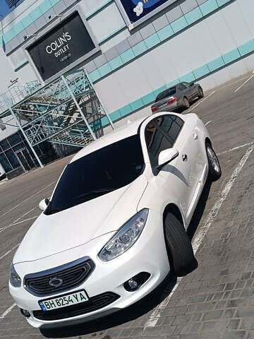 Самсунг СМ3 2014 в Одессе на Automoto.ua Белый Самсунг СМ3, объемом двигателя 0 л и пробегом 133 тыс. км за 7399 $, фото 1 на Automoto.ua