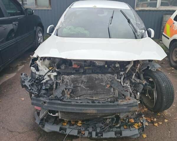 Белый Самсунг СМ3, объемом двигателя 0 л и пробегом 320 тыс. км за 2000 $, фото 1 на Automoto.ua