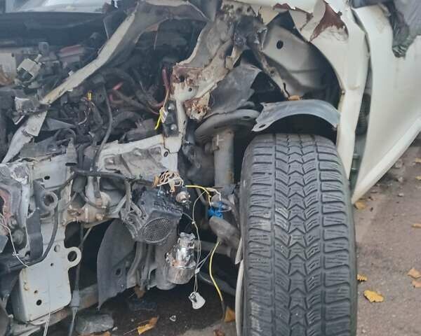 Белый Самсунг СМ3, объемом двигателя 0 л и пробегом 320 тыс. км за 2000 $, фото 4 на Automoto.ua