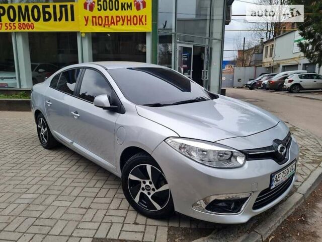 Серый Самсунг СМ3, объемом двигателя 0 л и пробегом 70 тыс. км за 8500 $, фото 2 на Automoto.ua