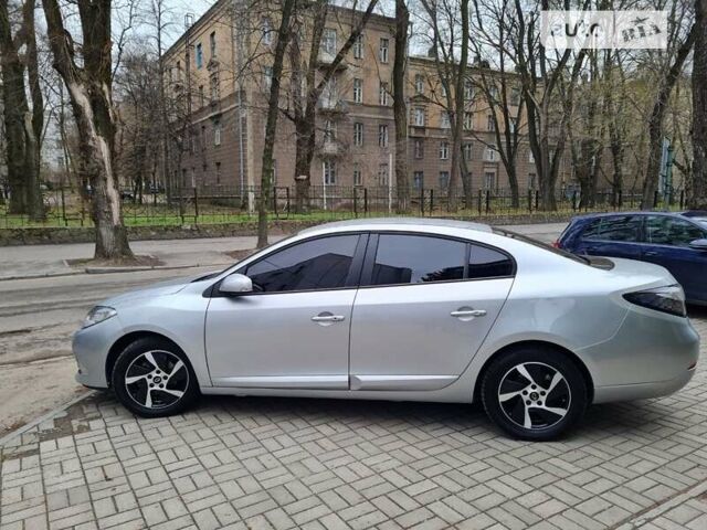 Серый Самсунг СМ3, объемом двигателя 0 л и пробегом 70 тыс. км за 8500 $, фото 4 на Automoto.ua