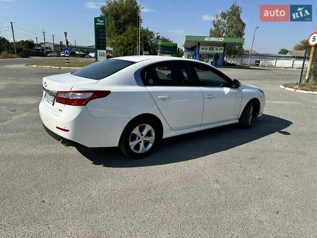 Белый Самсунг СМ5, объемом двигателя 2 л и пробегом 190 тыс. км за 7999 $, фото 5 на Automoto.ua