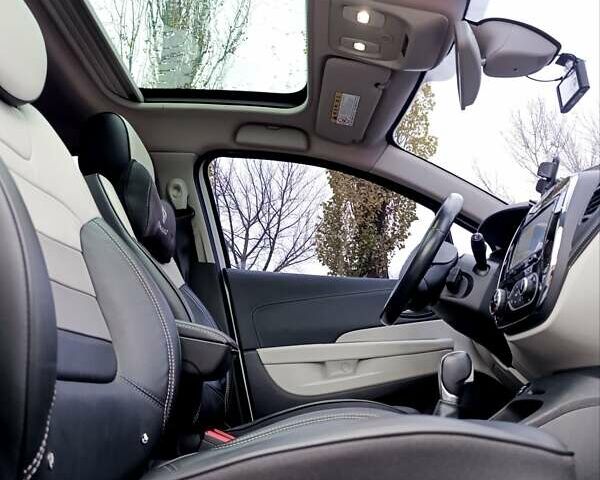 Белый Самсунг QM3, объемом двигателя 1.46 л и пробегом 144 тыс. км за 16000 $, фото 8 на Automoto.ua