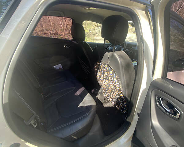 Бежевий Самсунг QM3, об'ємом двигуна 1.46 л та пробігом 110 тис. км за 10500 $, фото 15 на Automoto.ua