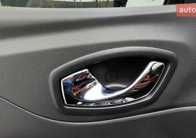 Черный Самсунг QM3, объемом двигателя 1.46 л и пробегом 160 тыс. км за 11500 $, фото 51 на Automoto.ua