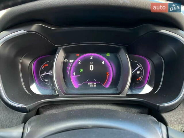 Самсунг QM6 2017 у Києві на Automoto.ua Білий Самсунг QM6, об'ємом двигуна 2 л та пробігом 108 тис. км за 19900 $, фото 31 на Automoto.ua