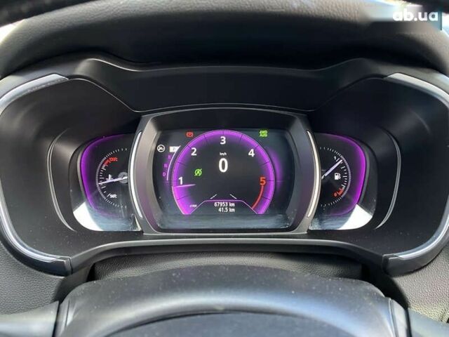 Самсунг QM6 2017 в Киеве на Automoto.ua Белый Самсунг QM6, объемом двигателя 2 л и пробегом 108 тыс. км за 19900 $, фото 23 на Automoto.ua