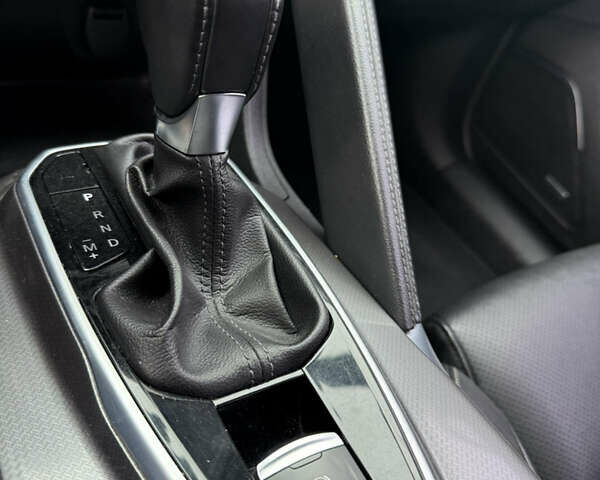 Белый Самсунг QM6, объемом двигателя 2 л и пробегом 108 тыс. км за 17500 $, фото 14 на Automoto.ua