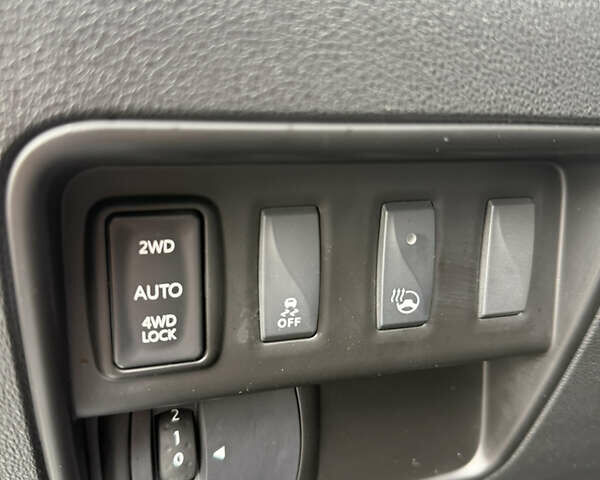 Белый Самсунг QM6, объемом двигателя 2 л и пробегом 108 тыс. км за 17500 $, фото 25 на Automoto.ua