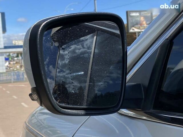 Самсунг QM6 2017 в Киеве на Automoto.ua Белый Самсунг QM6, объемом двигателя 2 л и пробегом 108 тыс. км за 19900 $, фото 29 на Automoto.ua