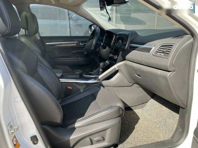 Самсунг QM6 2017 в Киеве на Automoto.ua Белый Самсунг QM6, объемом двигателя 2 л и пробегом 108 тыс. км за 19900 $, фото 8 на Automoto.ua