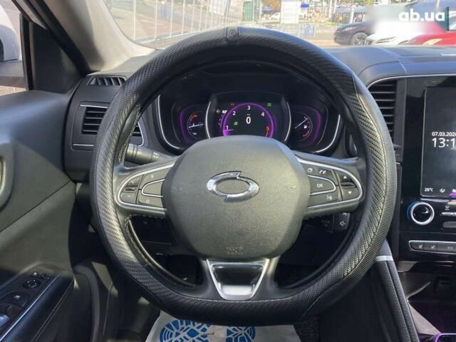 Самсунг QM6 2017 в Киеве на Automoto.ua Белый Самсунг QM6, объемом двигателя 2 л и пробегом 108 тыс. км за 19900 $, фото 17 на Automoto.ua