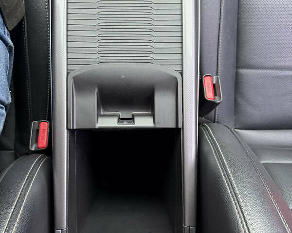 Белый Самсунг QM6, объемом двигателя 2 л и пробегом 108 тыс. км за 17500 $, фото 12 на Automoto.ua