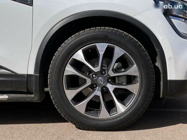 Самсунг QM6 2017 в Киеве на Automoto.ua Белый Самсунг QM6, объемом двигателя 2 л и пробегом 108 тыс. км за 19900 $, фото 18 на Automoto.ua