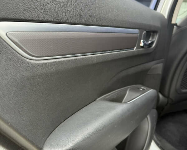 Белый Самсунг QM6, объемом двигателя 2 л и пробегом 108 тыс. км за 17500 $, фото 31 на Automoto.ua