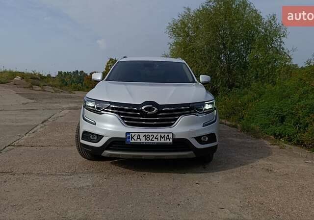Белый Самсунг QM6, объемом двигателя 2 л и пробегом 189 тыс. км за 19500 $, фото 7 на Automoto.ua