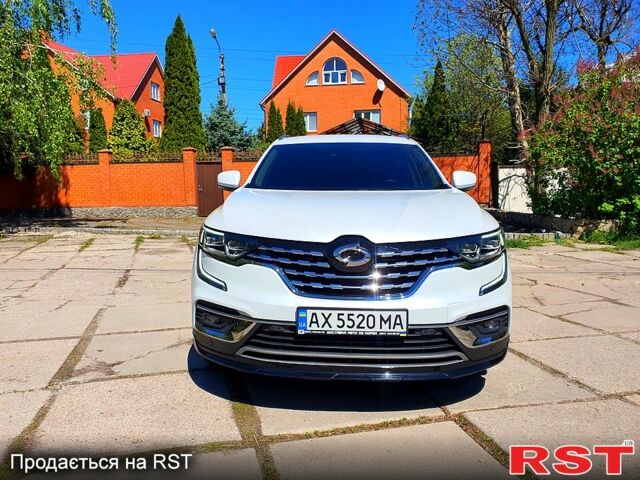 Білий Самсунг QM6, об'ємом двигуна 2 л та пробігом 20 тис. км за 23000 $, фото 11 на Automoto.ua