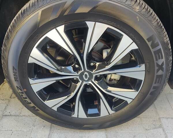 Чорний Самсунг QM6, об'ємом двигуна 2 л та пробігом 32 тис. км за 23500 $, фото 23 на Automoto.ua