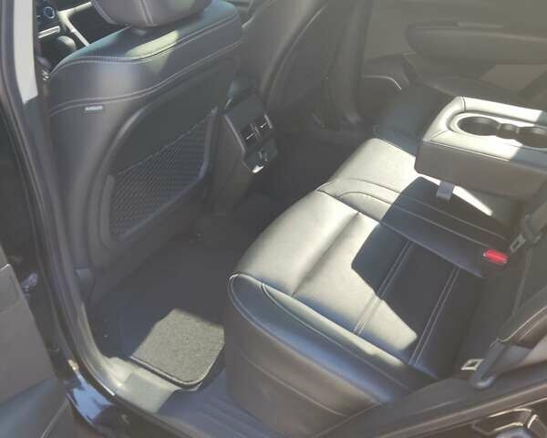 Чорний Самсунг QM6, об'ємом двигуна 2 л та пробігом 32 тис. км за 23500 $, фото 2 на Automoto.ua