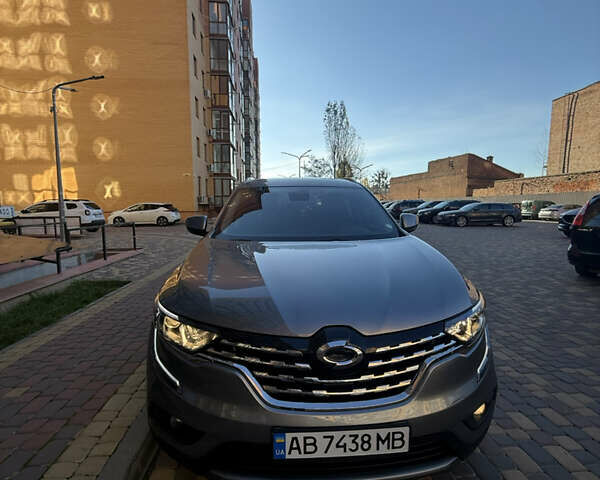 Серый Самсунг QM6, объемом двигателя 2 л и пробегом 77 тыс. км за 17500 $, фото 4 на Automoto.ua