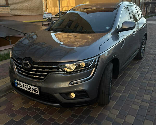 Серый Самсунг QM6, объемом двигателя 2 л и пробегом 77 тыс. км за 17500 $, фото 1 на Automoto.ua