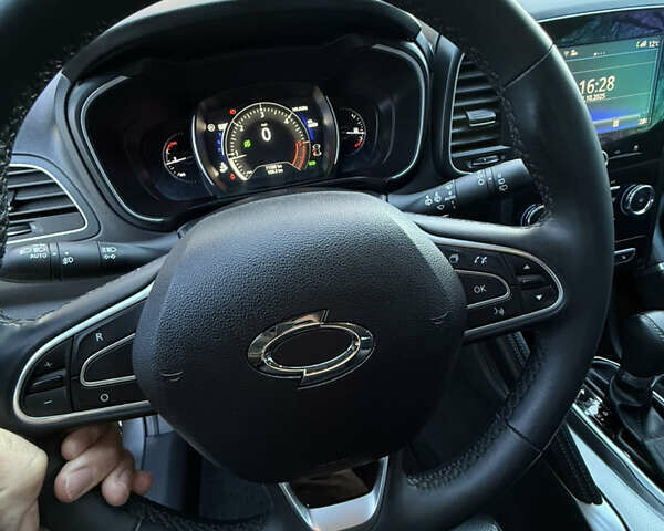 Серый Самсунг QM6, объемом двигателя 2 л и пробегом 77 тыс. км за 17500 $, фото 10 на Automoto.ua