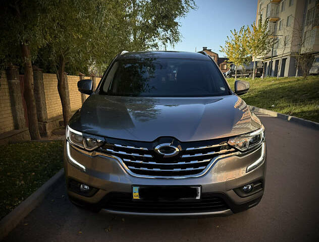 Серый Самсунг QM6, объемом двигателя 2 л и пробегом 77 тыс. км за 17500 $, фото 15 на Automoto.ua