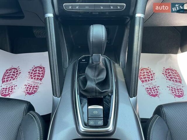 Сірий Самсунг QM6, об'ємом двигуна 2 л та пробігом 99 тис. км за 21500 $, фото 20 на Automoto.ua