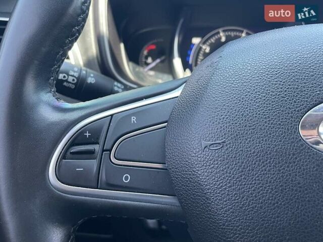 Сірий Самсунг QM6, об'ємом двигуна 2 л та пробігом 99 тис. км за 21500 $, фото 29 на Automoto.ua