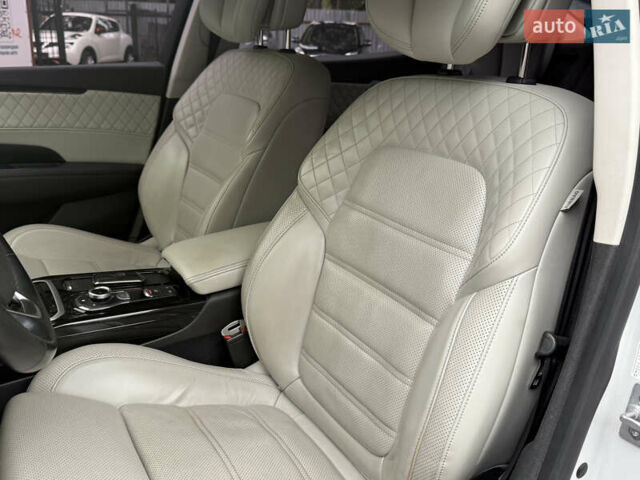 Самсунг SM6 2016 в Одессе на Automoto.ua Белый Самсунг SM6, объемом двигателя 2 л и пробегом 72 тыс. км за 12900 $, фото 33 на Automoto.ua