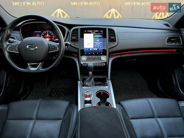 Белый Самсунг SM6, объемом двигателя 1.8 л и пробегом 30 тыс. км за 28200 $, фото 23 на Automoto.ua