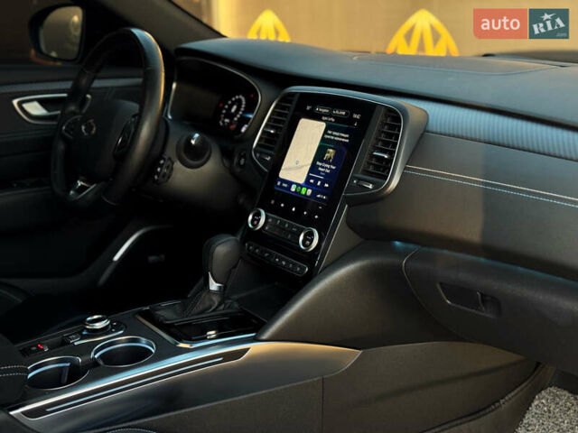 Белый Самсунг SM6, объемом двигателя 1.8 л и пробегом 30 тыс. км за 28200 $, фото 16 на Automoto.ua