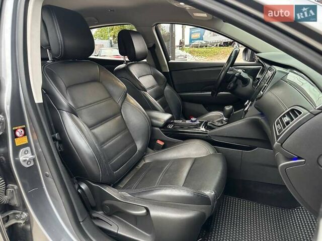 Самсунг SM6 2016 в Киеве на Automoto.ua Серый Самсунг SM6, объемом двигателя 2 л и пробегом 274 тыс. км за 11990 $, фото 11 на Automoto.ua