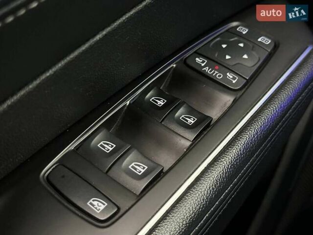 Самсунг SM6 2016 в Киеве на Automoto.ua Серый Самсунг SM6, объемом двигателя 2 л и пробегом 274 тыс. км за 11990 $, фото 22 на Automoto.ua