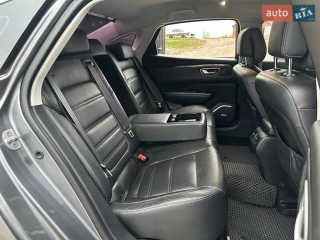 Самсунг SM6 2016 в Киеве на Automoto.ua Серый Самсунг SM6, объемом двигателя 2 л и пробегом 274 тыс. км за 11990 $, фото 10 на Automoto.ua