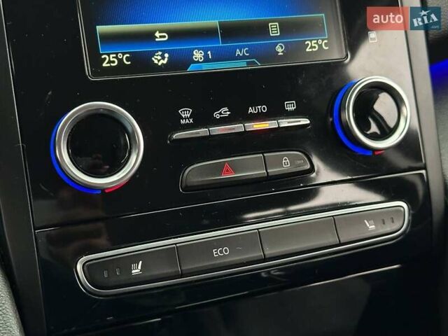 Самсунг SM6 2016 в Киеве на Automoto.ua Серый Самсунг SM6, объемом двигателя 2 л и пробегом 274 тыс. км за 11990 $, фото 17 на Automoto.ua