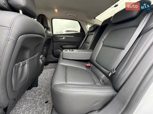 Сірий Самсунг SM6, об'ємом двигуна 1.5 л та пробігом 107 тис. км за 15300 $, фото 22 на Automoto.ua