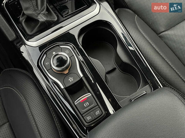 Сірий Самсунг SM6, об'ємом двигуна 1.5 л та пробігом 127 тис. км за 17500 $, фото 13 на Automoto.ua