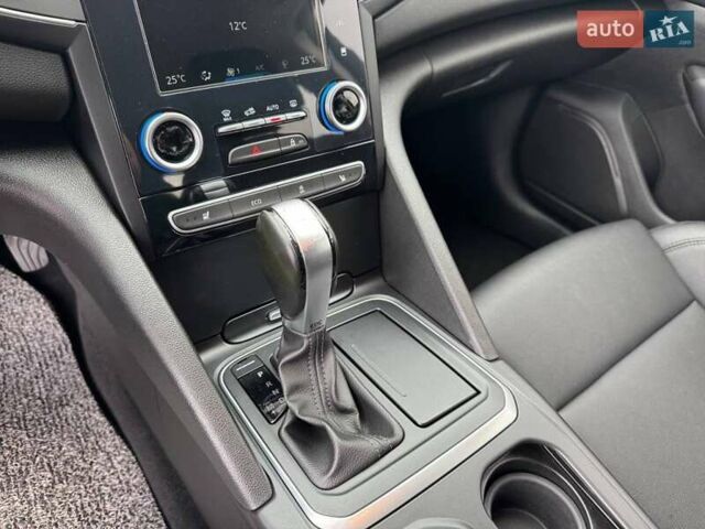 Сірий Самсунг SM6, об'ємом двигуна 1.5 л та пробігом 107 тис. км за 15300 $, фото 17 на Automoto.ua